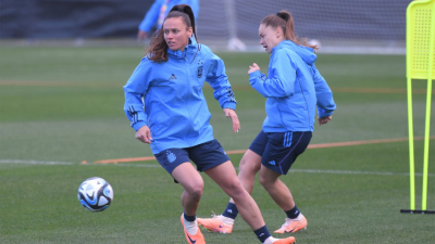 Argentina va por el primer triunfo en la historia de los Mundiales femeninos