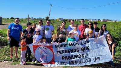 Pagaron los terrenos para sus viviendas, fueron estafados y luchan para que la causa no prescriba
