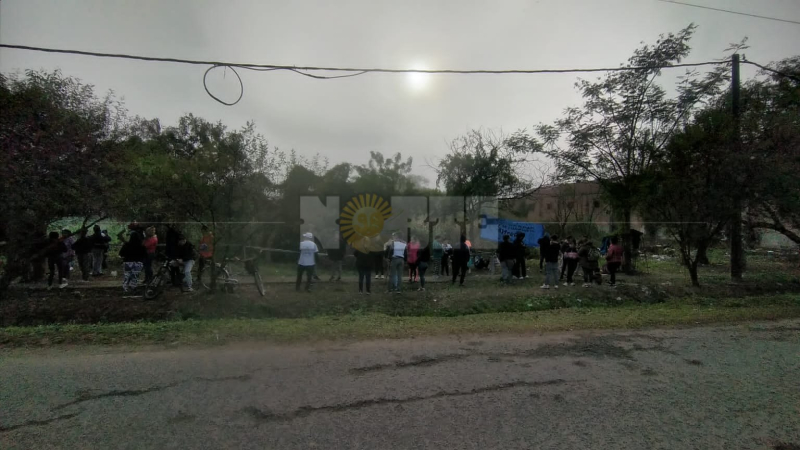 Vecinos de Villa Gonzalito tomaron un predio donde quieren construir viviendas