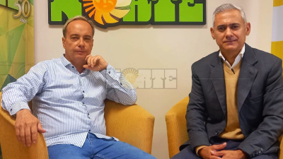 "Si los funcionarios trabajaran en una empresa, los echan a la semana"