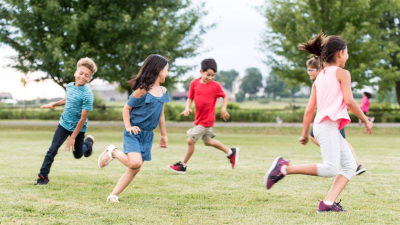 La salud física y psicológica del niño está ligada con su actividad física