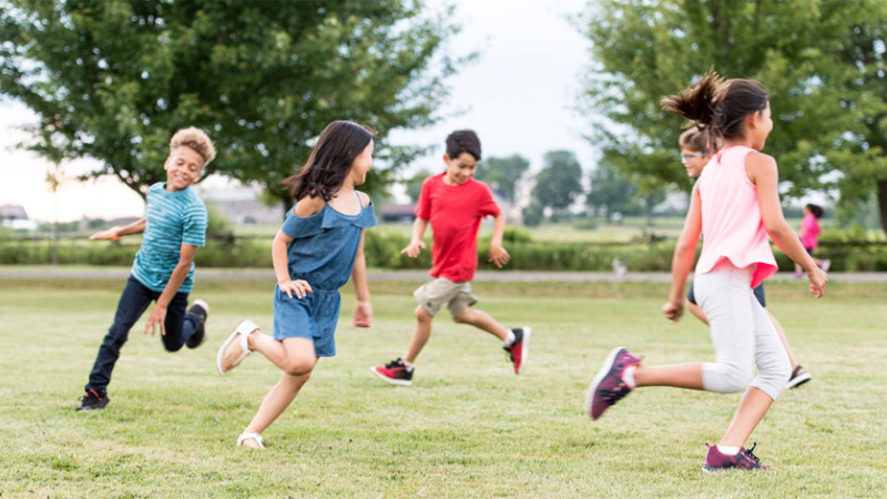 La salud física y psicológica del niño está ligada con su actividad física