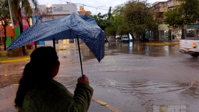Con 20 milímetros de promedio, la lluvia volvió al área metropolitana