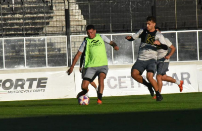 For Ever quiere salir de la zona de promoción ante Ferro