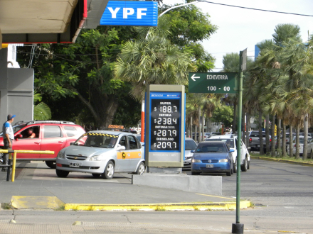 estacion de servicios.jpg