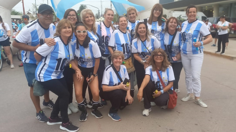 Celeste y blanco en Charata para jornada de recreación, deporte y solidaridad