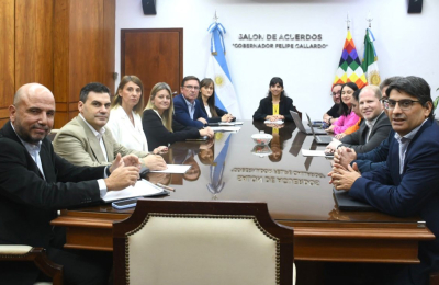 Transición: reunión con buen clima y radares encendidos en JxC