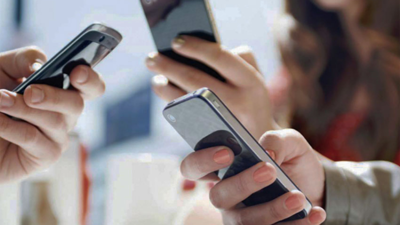 El uso excesivo del teléfono celular puede cambiar nuestro cerebro