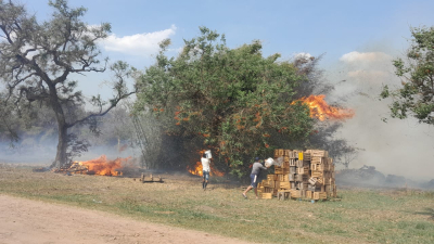 El área metropolitana vivió un día infernal por el incendio de pastizales