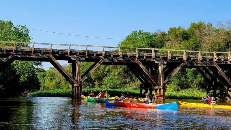 Este sábado, remada nocturna con luna llena en el río Tragadero