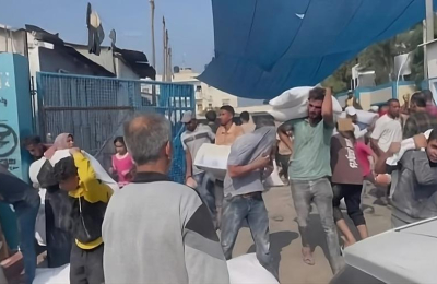 Se descontrola la situación en Gaza: refugiados saquean depósitos de ayuda