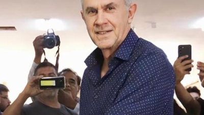 Nikisch: "Que la gente vaya a votar, la decisión del cambio está en sus manos"