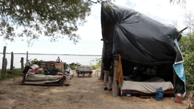 El Paraná en nivel de evacuación: teléfonos para emergencias y asistencia