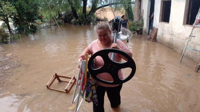 Cedió una defensa en el barrio San Pedro Pescador y el agua inundó viviendas