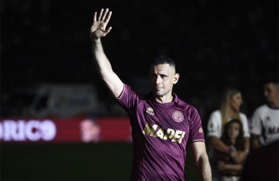 El Pepe Sand se retiró y tuvo una emocionante despedida en Lanús