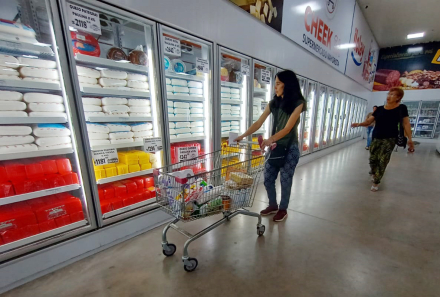 supermercado cheek.JPG