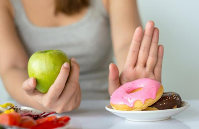 Los azúcares no deben superar el 10 % de la ingesta calórica diaria total