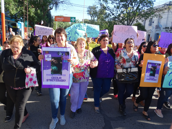 Primeras marchas por el caso Cecilia Strzyzowski. 09-06-23. Fabián Maldonado/NORTE.