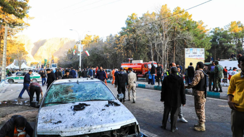 Más de 90 muertos en explosiones cerca de la tumba del general iraní Soleimani