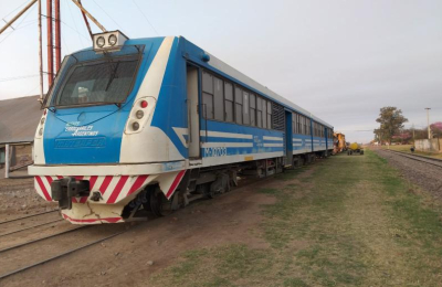 El trencito de pasajeros une doce localidades del interior