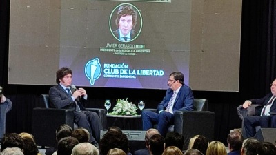 Milei pasó por la vecina provincia y tiró con todo