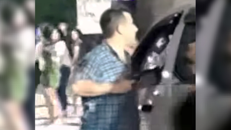 Casi lo mata de un tiro en la cabeza porque no ponía música en el corsódromo