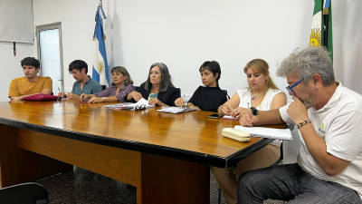 Educación avanza en un programa integral para fortalecer el cooperativismo escolar