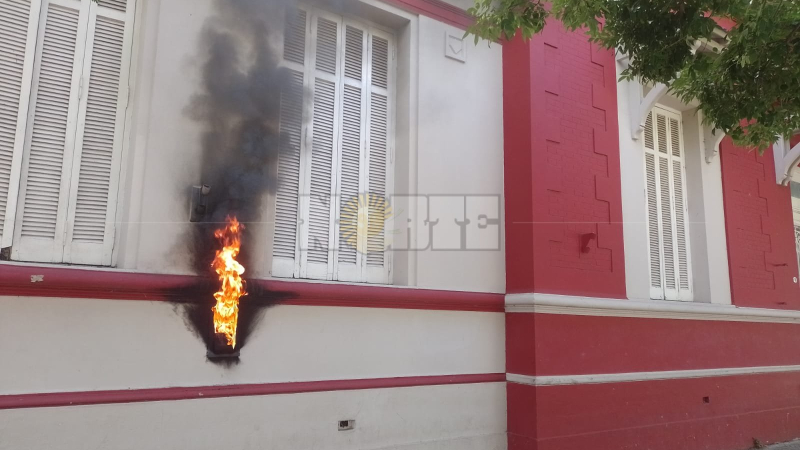 Controlaron el principio de incendio en la escuela Zorrilla