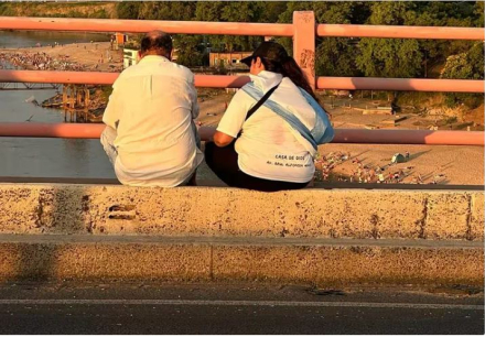 voluntarios puente 1.JPG