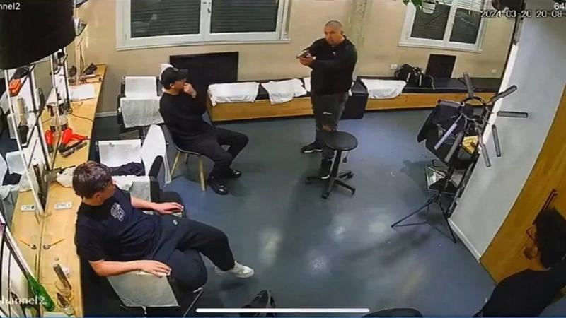 Reabrió la peluquería del crimen del colorista
