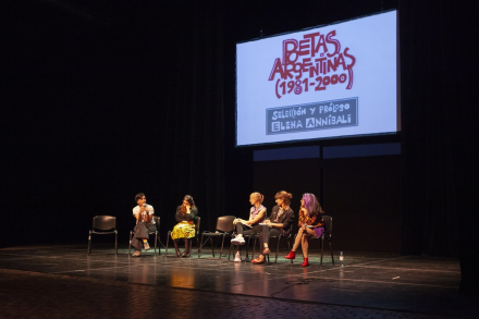 poetas leyendo3.jpg