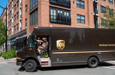 ¿Porque los UPS siempre giran a la derecha?