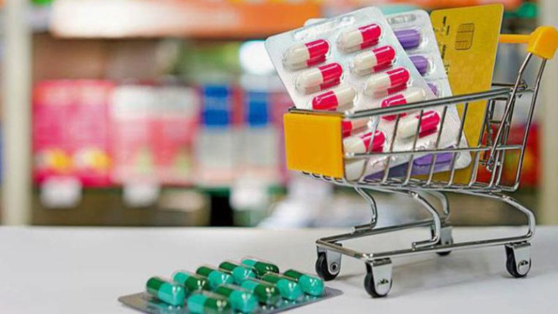 Críticas a venta libre de medicamentos
