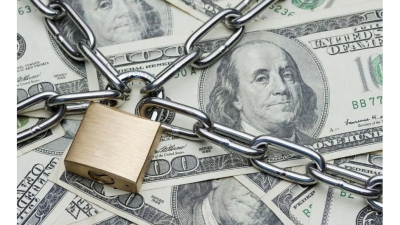 El gobierno levantaría el cepo al dólar para grandes empresas