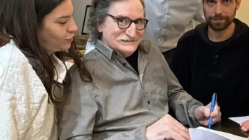 Charly García vuelve a la música con "La lógica del escorpión"