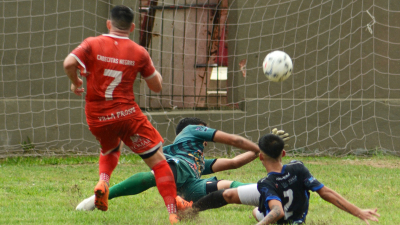 Estudiantes-Fontana: muy entretenido empate en Villa Gobernador Ferré