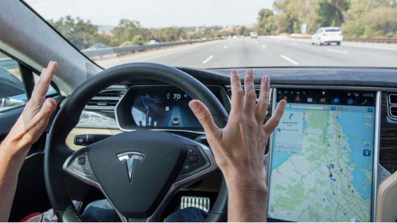 EEUU: Tesla enfrenta demandas de los propietarios de sus vehículos