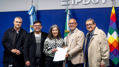 El IPDUV y Educación firman convenio para embellecer la Residencia Estudiantil Nº1