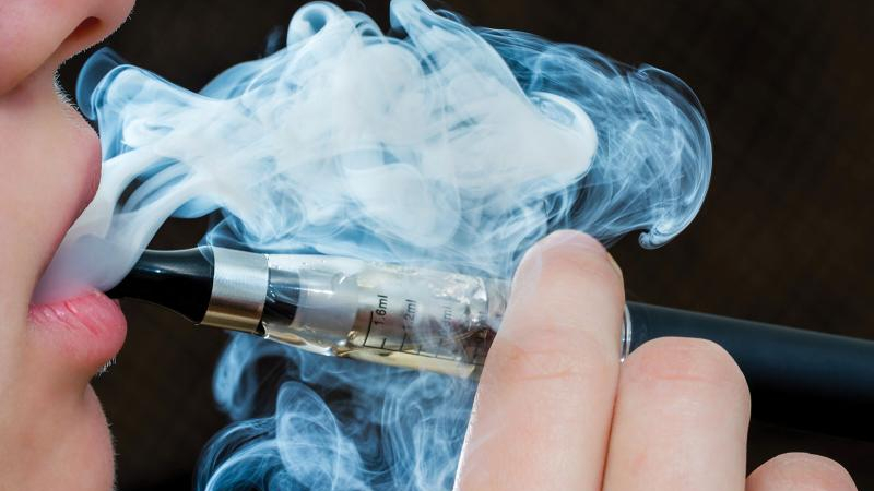 La epidemia menos pensada: la de los vapeadores "para dejar de fumar"