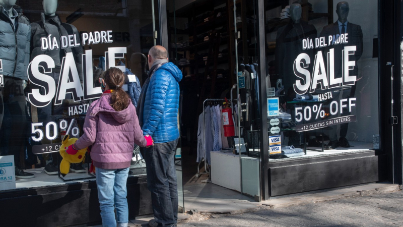 Las promociones especiales no alcanzaron y las ventas del Día del Padre cayeron 10%
