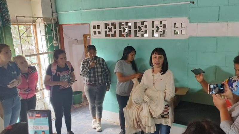 Estudiantes adultos mayores visitaron chacra de algodón y de alimentos agroecológicos