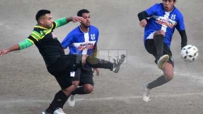 El Nacional fue más y le ganó 3-1 a Bancarios