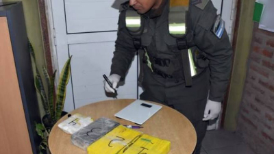 Llevaba más de tres kilos y medio de cocaína entre sus ropas