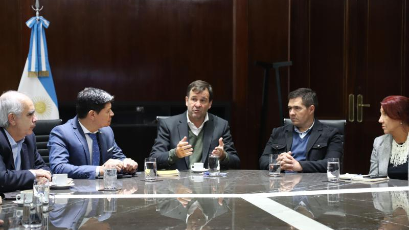 "El sector privado necesita incorporar empleados capacitados para potenciar a las pymes"