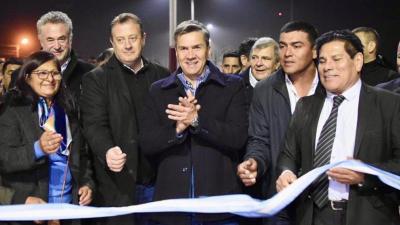 Zdero inauguró obras en el 124°aniversario de Nueva Pompeya