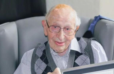 Tiene 112 años y cuando le preguntaron cómo lo logró sorprendió a todos