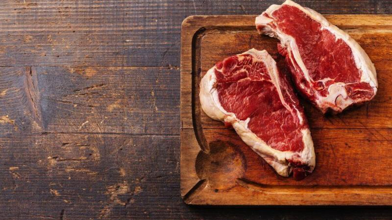 Consumo de carne roja en jóvenes aumentaría el riesgo de cáncer de colon