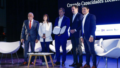 Brindar herramientas y formación para fortalecer el sector privado