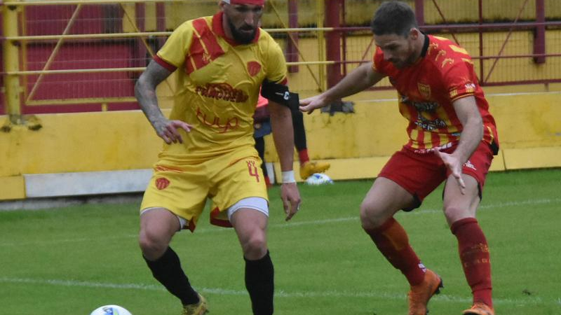 Rodrigo López Alba: "Lo que viene ahora para Sarmiento es un premio"
