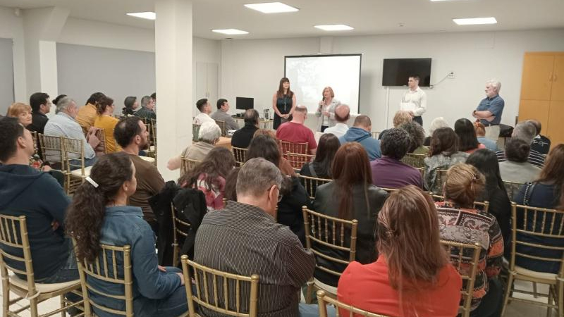 "El modelo económico actual del país se contrapone al cooperativista"